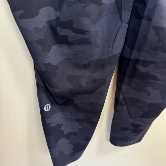 Lululemon NEW Base Pace High-Rise Crop 23" Camo Pants Legging Stretch Pocket 20 - Picture 5 of 16